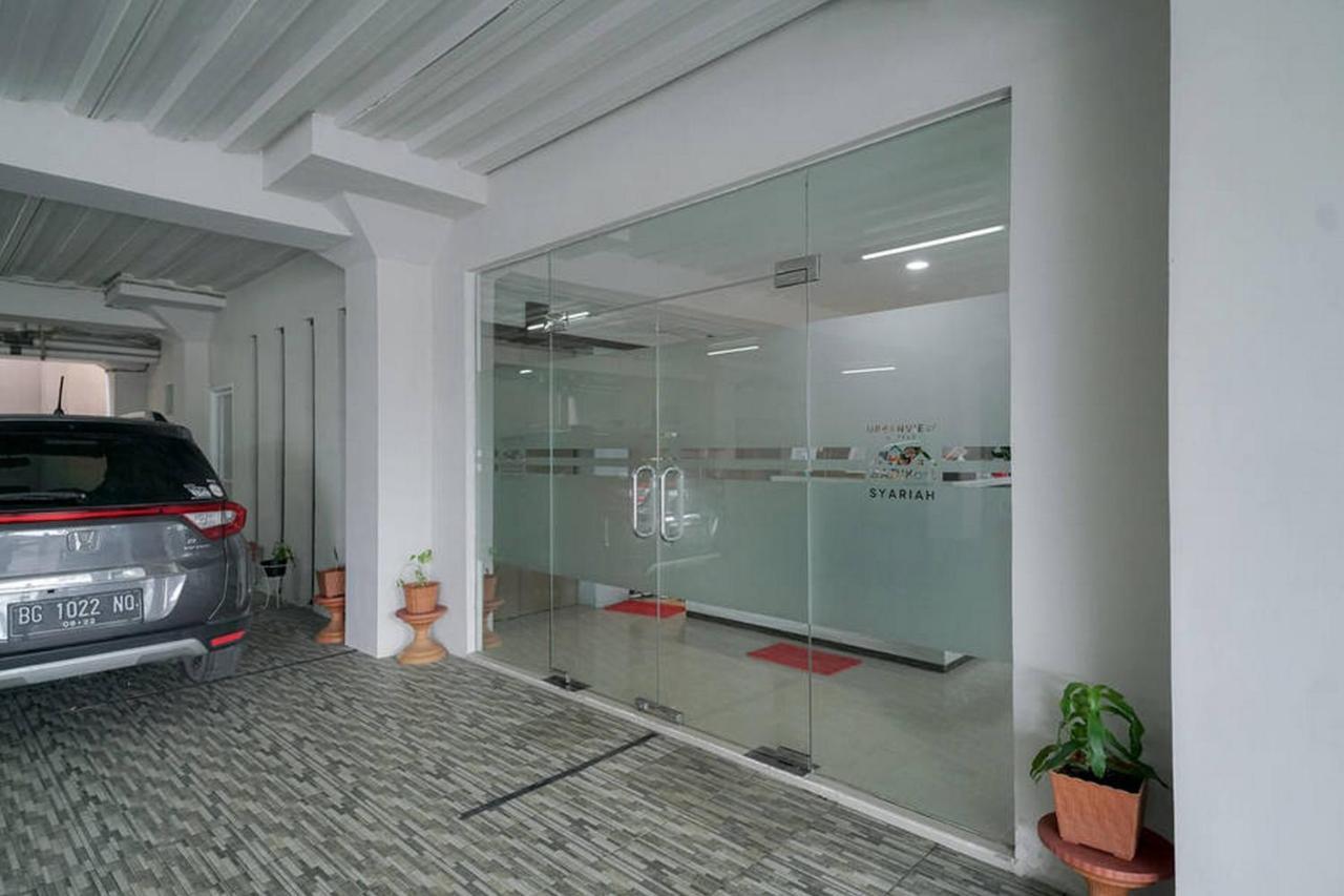 Urbanview Hotel Bari Syariah Palembang By Reddoorz Εξωτερικό φωτογραφία