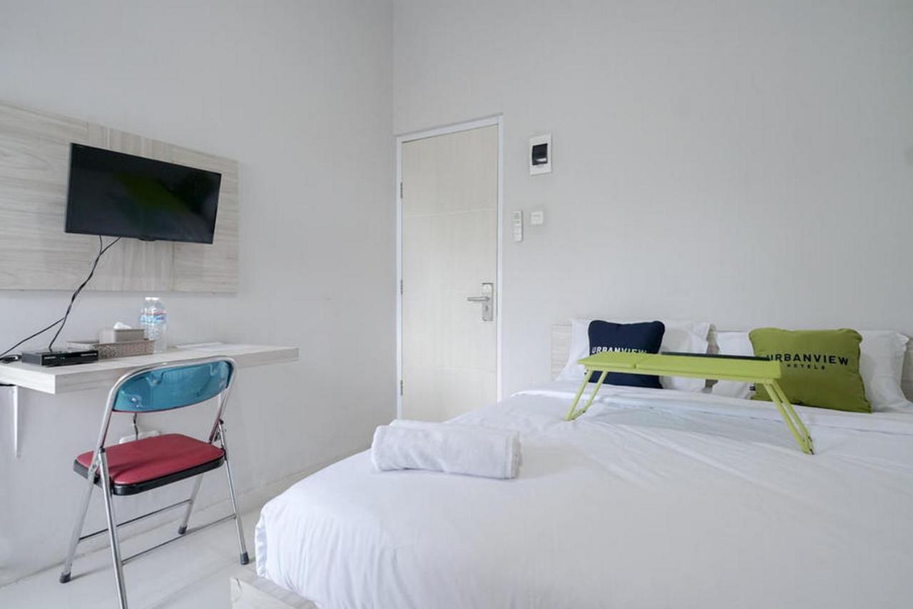 Urbanview Hotel Bari Syariah Palembang By Reddoorz Εξωτερικό φωτογραφία